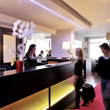M14 & Hotel