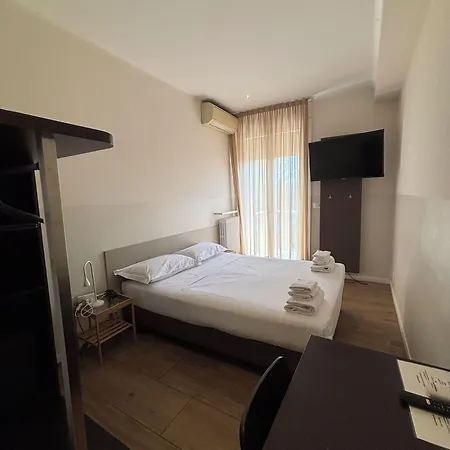 M14 & Hotel Padova