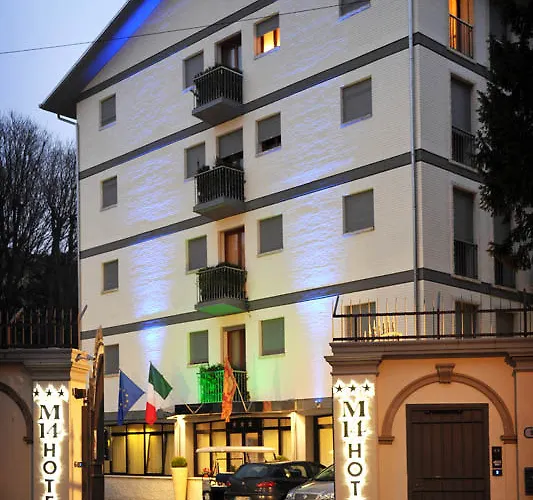 M14 & Hotel