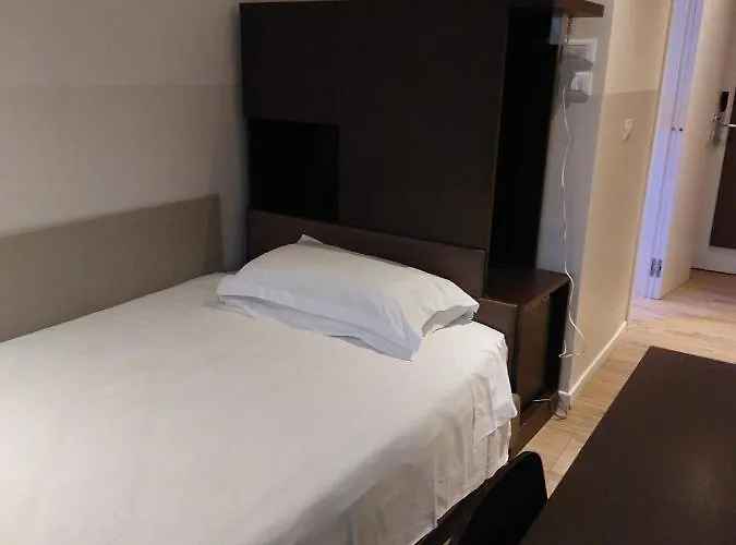 M14 & Hotel Padova