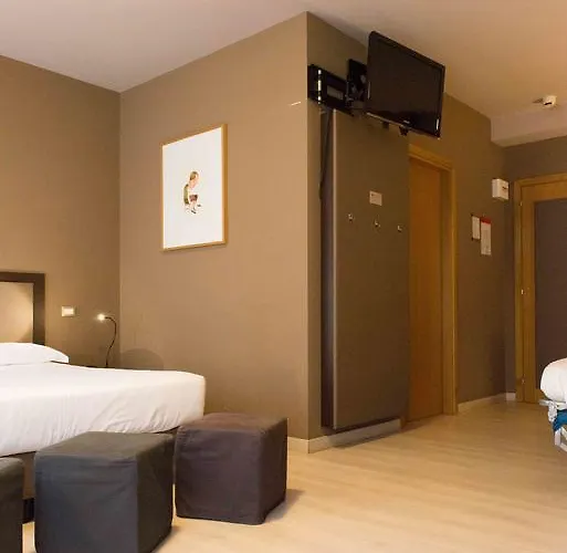 M14 & Hotel 3*