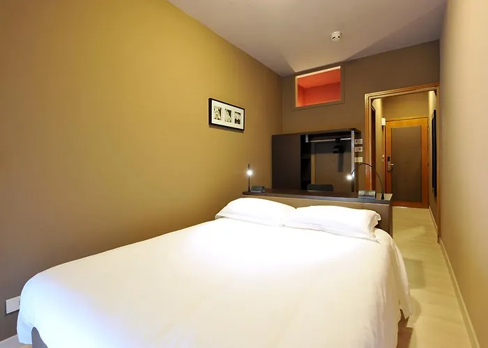 M14 & Hotel Padova